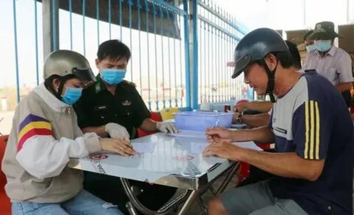 Tình yêu qua mạng: Câu chuyện của chị An và anh David và Hotspot Matrix